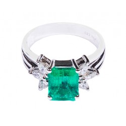 Emerald Set 3 Ring (Exclusive to Precious)  